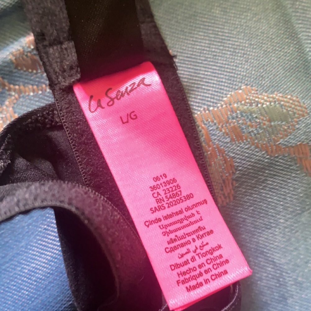 Black bra - Picture 6 of 6